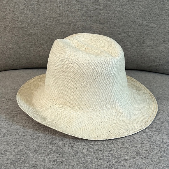 NWOT Panama Hat Light and Soft - Picture 1 of 4